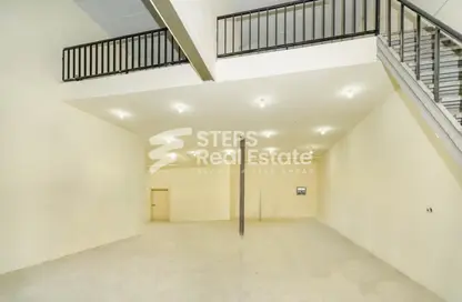 Show Room - Studio - 1 Bathroom for rent in Al Luqta - Al Luqta - Doha