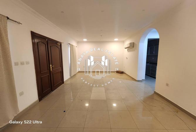 1000181 - Property Image 2