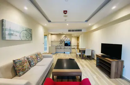 Apartment - 2 Bedrooms - 3 Bathrooms for rent in Al Sadd Road - Al Sadd - Doha