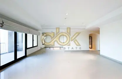 Apartment - 2 Bedrooms - 3 Bathrooms for rent in East Porto Drive - Porto Arabia - The Pearl Island - Doha