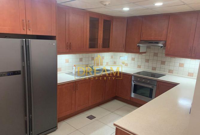 900620 - Property Image 3
