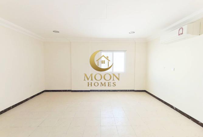 971598 - Property Image 2