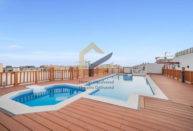 858828 - Property Image 2