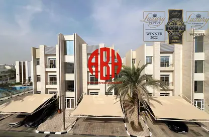 مجمع سكني - 3 غرف نوم - 4 حمامات للايجار في وادي المرخ - مريخ - المريخ - الدوحة