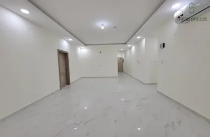 Apartment - 3 Bedrooms - 3 Bathrooms for rent in Fereej Kulaib - Doha