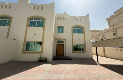 Villa - 4 Bedrooms - 4 Bathrooms for rent in Al Hanaa Street - Al Gharrafa - Doha