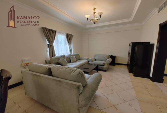 953893 - Property Image 2