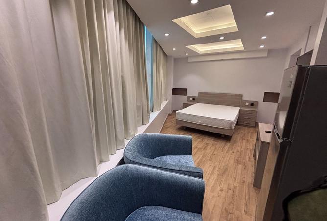 992302 - Property Main Image