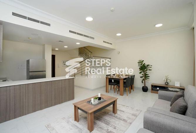 Duplex - 2 Bedrooms - 3 Bathrooms for sale in Lusail City - Lusail