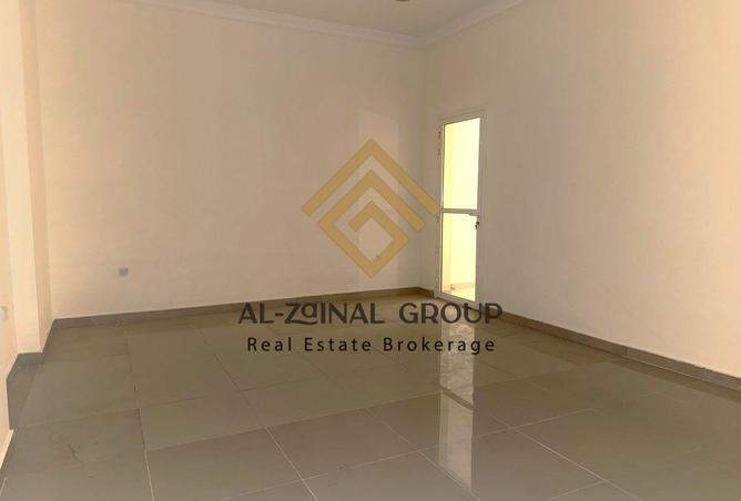 1000192 - Property Image 2