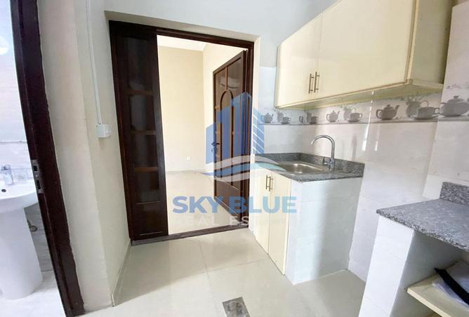 832728 - Property Image 3