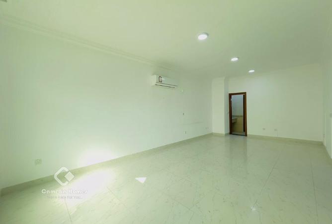 946553 - Property Image 2