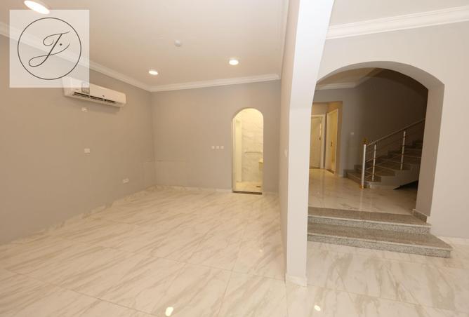 936218 - Property Image 2