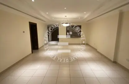 Apartment - 1 Bedroom - 2 Bathrooms for rent in Tower 24 - Porto Arabia - The Pearl Island - Doha