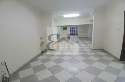 Apartment - 2 Bedrooms - 2 Bathrooms for rent in Musheireb Apartments - Musheireb - Doha