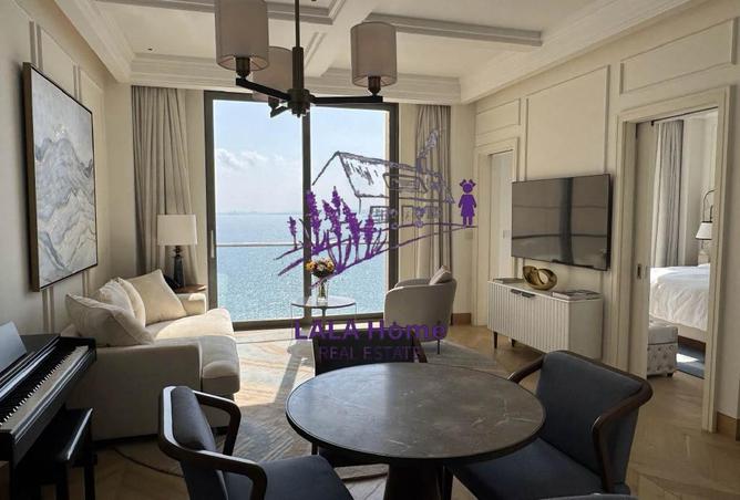 925896 - Property Image 2
