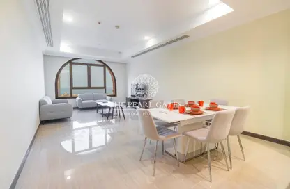 Apartment - 2 Bedrooms - 3 Bathrooms for rent in East Porto Drive - Porto Arabia - The Pearl Island - Doha
