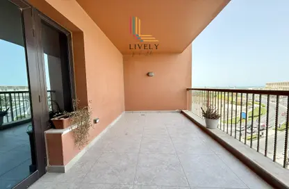 Apartment - 2 Bedrooms - 2 Bathrooms for rent in East Porto Drive - Porto Arabia - The Pearl Island - Doha