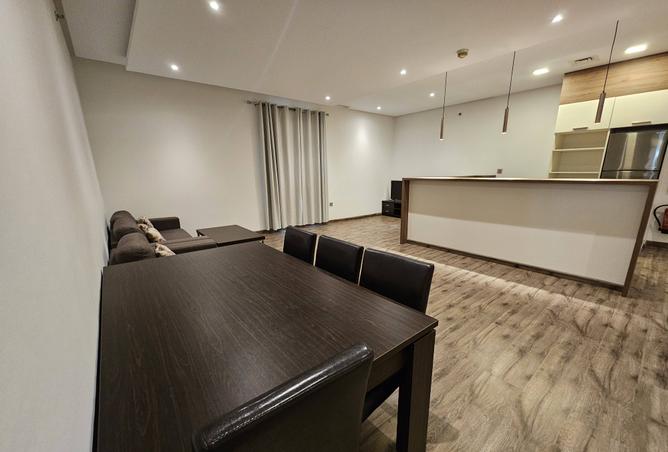 983768 - Property Image 2