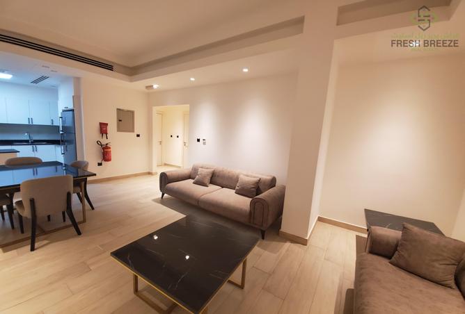 903414 - Property Image 3
