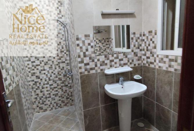 904065 - Property Image 2
