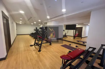 Apartment - 1 Bedroom - 2 Bathrooms for rent in West Porto Drive - Porto Arabia - The Pearl Island - Doha