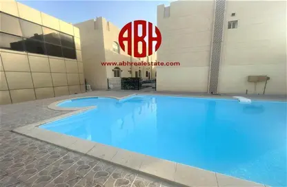 مجمع سكني - 4 غرف نوم - 6 حمامات للايجار في بوابة عين خالد - بوابة عين خالد - عين خالد - الدوحة