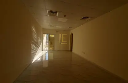 شقة - 3 غرف نوم - 3 حمامات للايجار في جنوب فوكس هيلس - فوكس هيلز - الوسيل