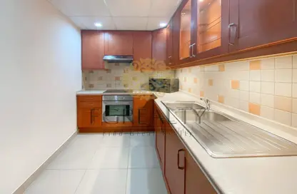 Apartment - 1 Bedroom - 2 Bathrooms for rent in East Porto Drive - Porto Arabia - The Pearl Island - Doha