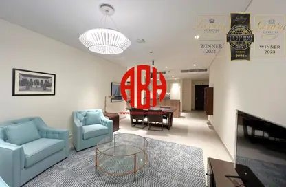 شقة - 2 غرف نوم - 3 حمامات للايجار في مرتفعات مارينا لوسيل - منطقة المارينا - الوسيل