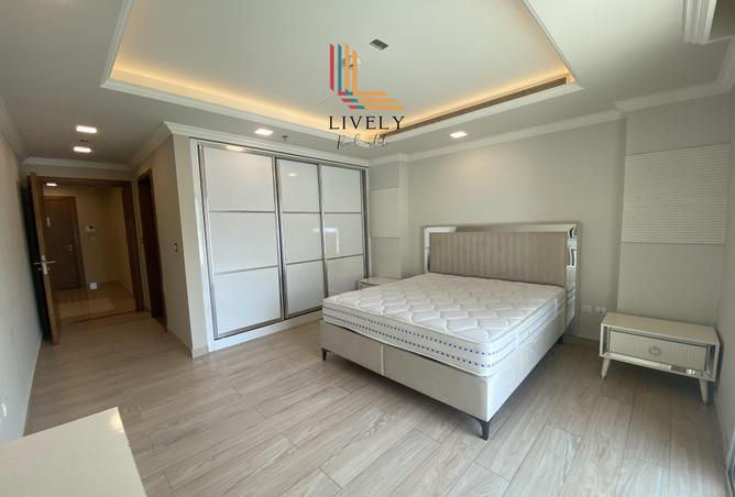 930005 - Property Image 3
