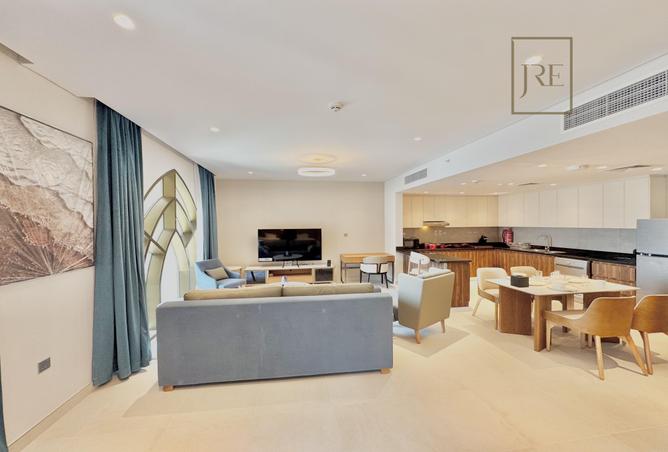 951408 - Property Image 2