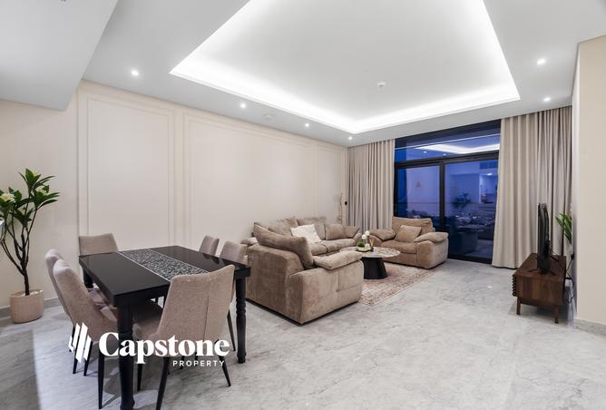 992787 - Property Image 2