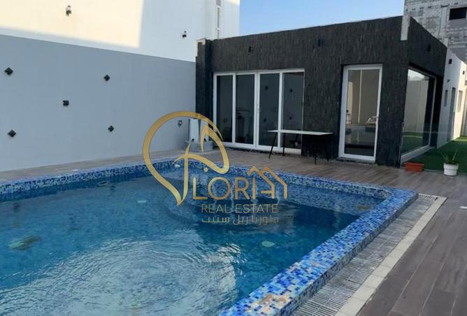 972361 - Property Image 2