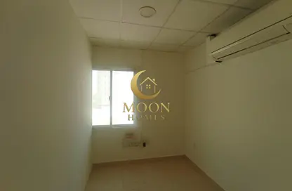 Apartment - Studio - 1 Bathroom for rent in Muntazah 7 - Al Muntazah - Doha