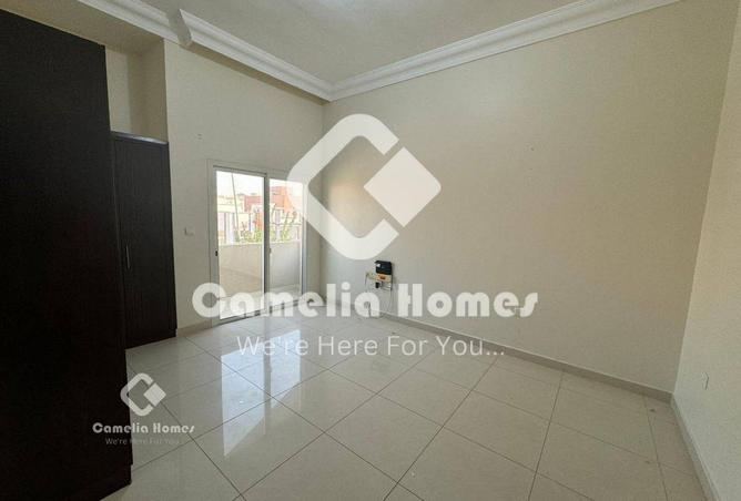 941413 - Property Image 3