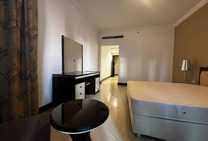 993235 - Property Image 3