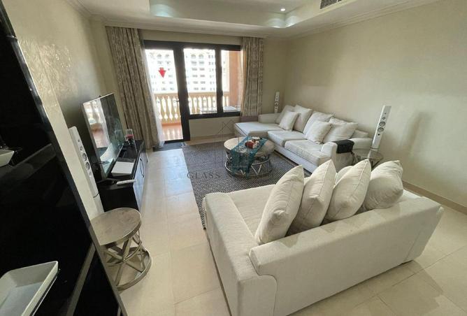 945744 - Property Image 2