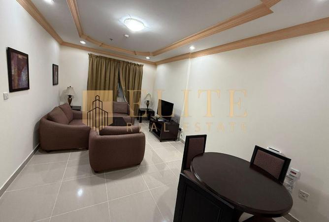 931382 - Property Image 2