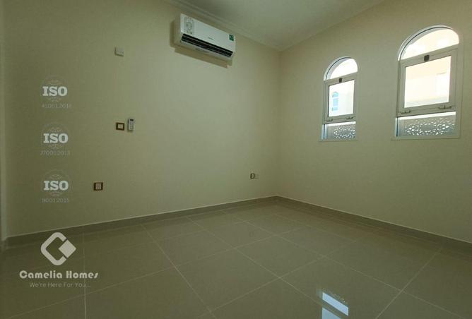 930337 - Property Image 3