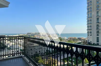 Apartment - 2 Bedrooms - 4 Bathrooms for sale in Floresta Gardens - Floresta Gardens - The Pearl Island - Doha