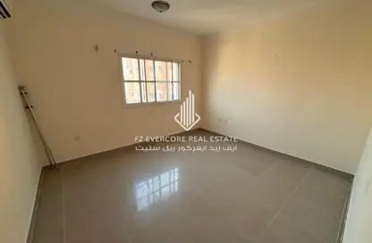 Apartment - 2 Bedrooms - 1 Bathroom for rent in Fereej Abdul Aziz - Fereej Abdul Aziz - Doha