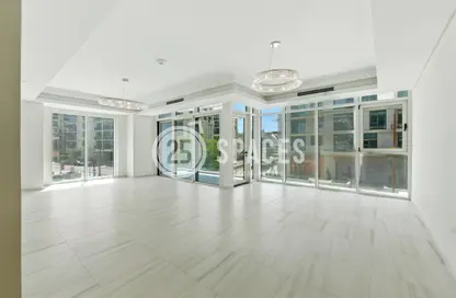 Apartment - 3 Bedrooms - 5 Bathrooms for rent in Gewan Island - The Pearl Island - Doha