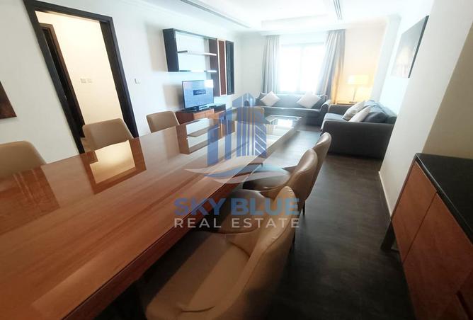 907042 - Property Image 3