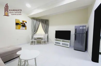 Apartment - 1 Bedroom - 1 Bathroom for rent in Umm Ghuwailina - Doha
