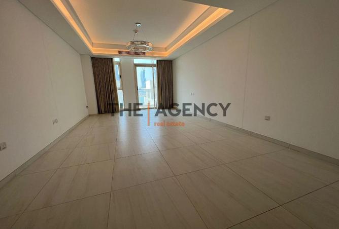 930299 - Property Image 2