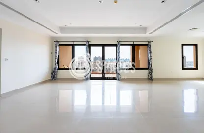 Apartment - 2 Bedrooms - 3 Bathrooms for sale in East Porto Drive - Porto Arabia - The Pearl Island - Doha
