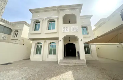 Villa - 5 Bedrooms - 6 Bathrooms for rent in Al Hamraa Street - Al Thumama - Doha