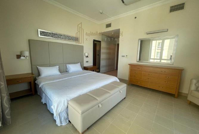 943733 - Property Image 2