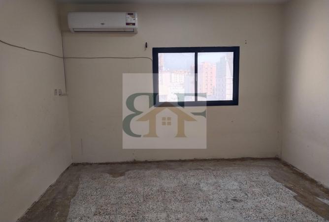 953172 - Property Image 3